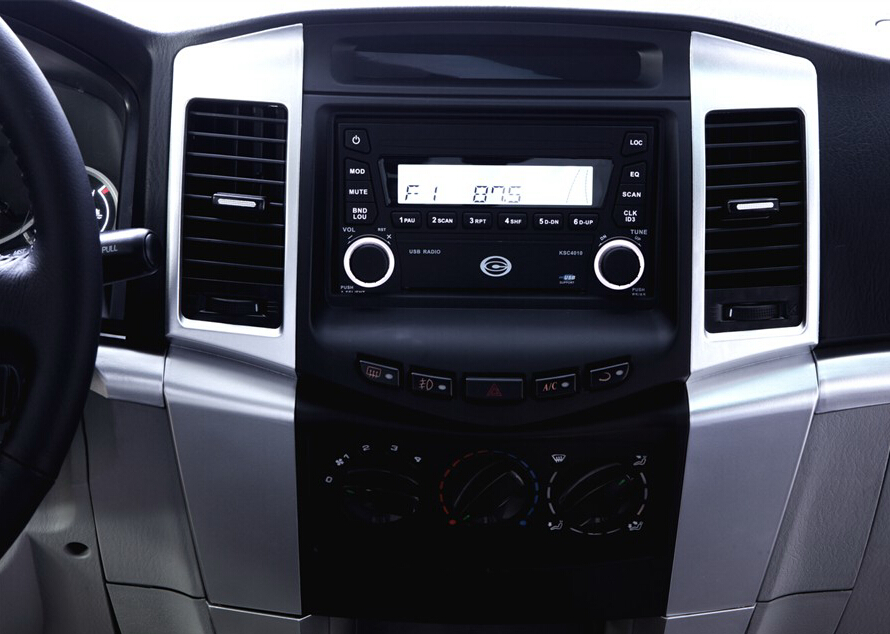2012款 2.2L汽油舒适型标准货箱