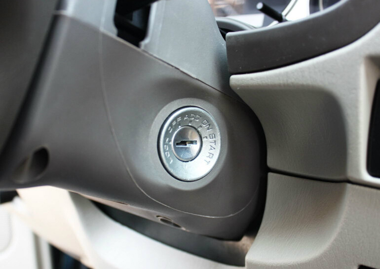 2015款 2.4L新时尚汽油两驱舒适版