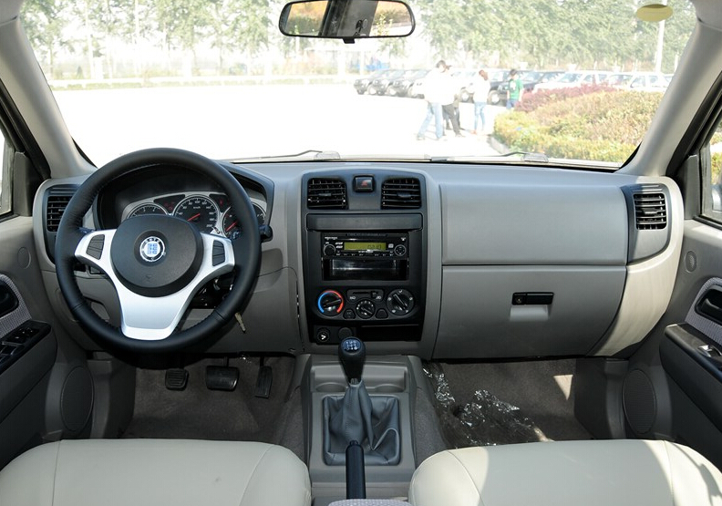 2012款 2.2L两驱商务版