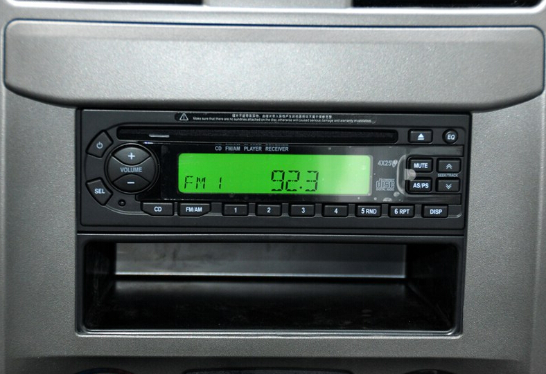 2011款 2.2L财富版 豪华型小双排