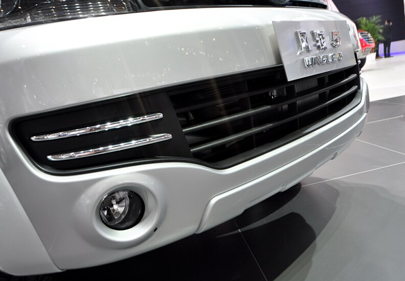 2013款 2.0T欧洲版 两驱领航型 6MT大双排GW4D20B