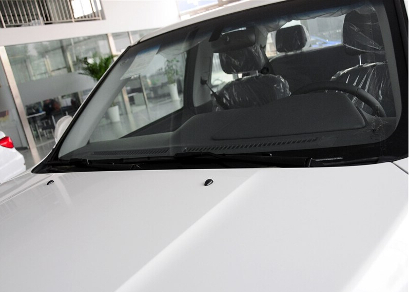 2014款 2.0T两驱精英型4D20B