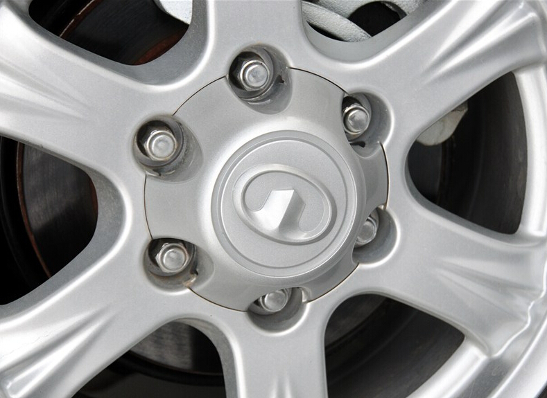 2014款 2.0T两驱精英型4D20B