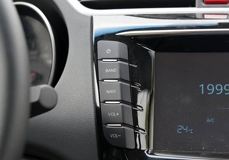 2014款 2.0T两驱精英型4D20B