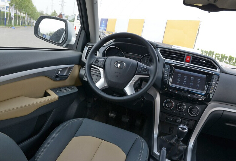 2014款 2.0T两驱精英型4D20B