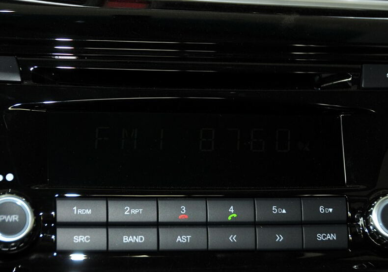 2014款 2.0T两驱精英型4D20B