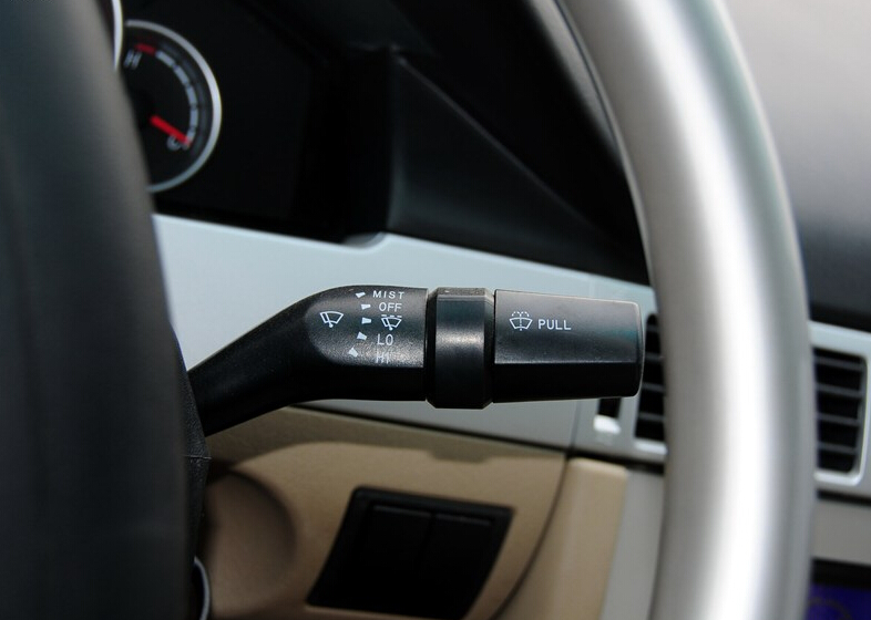 2014款 2.4L汽油两驱4G69S4N
