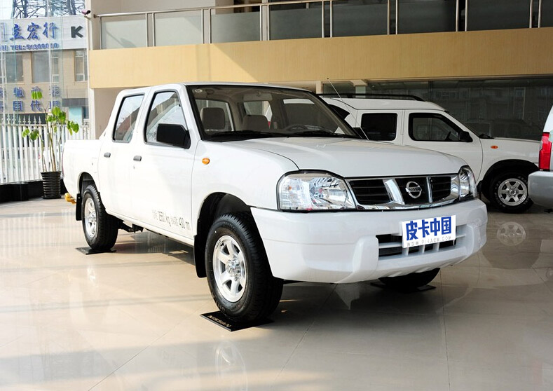 2013款 2.4L汽油两驱标准型