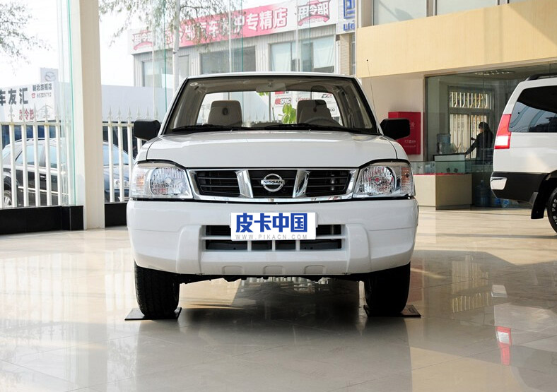 2013款 2.4L汽油两驱标准型