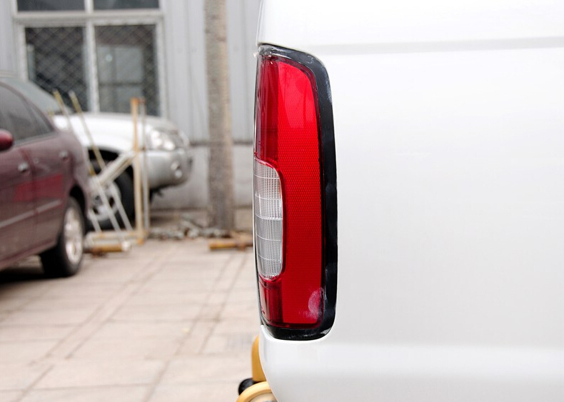 2013款 2.4L汽油两驱标准型
