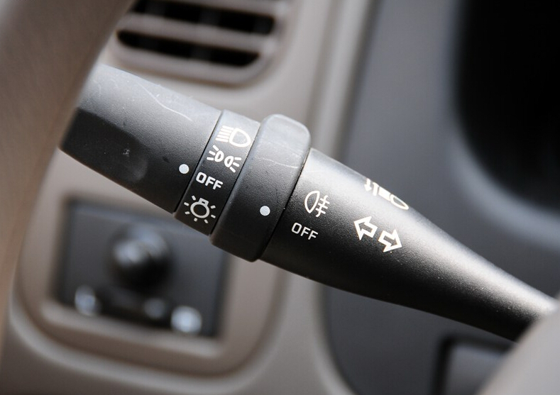 2013款 2.4L汽油两驱标准型