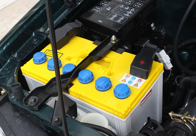 2009款 2.0L汽油豪华型