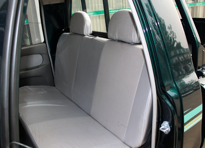 2009款 2.0L汽油豪华型