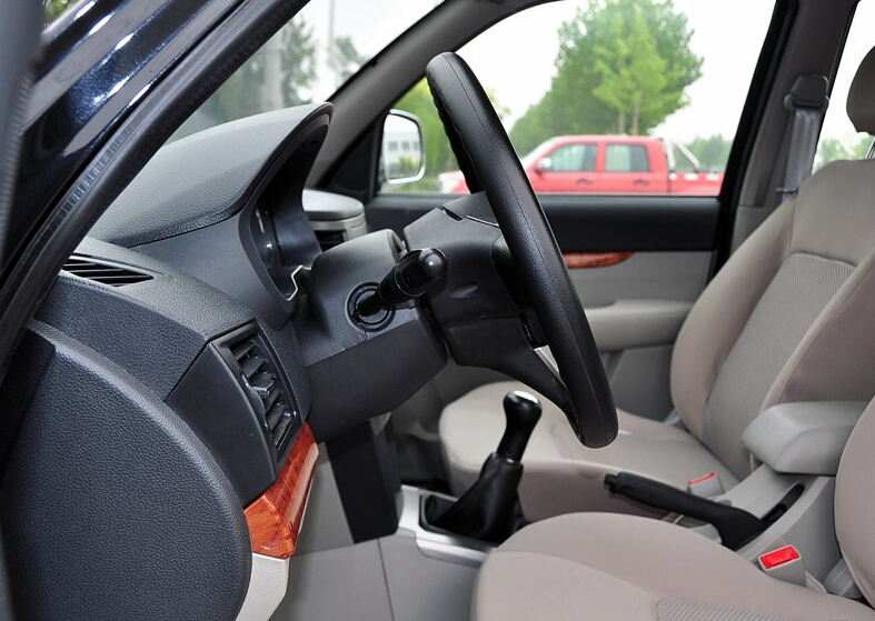 2014款 2.8T两驱柴油VP泵实用型标双