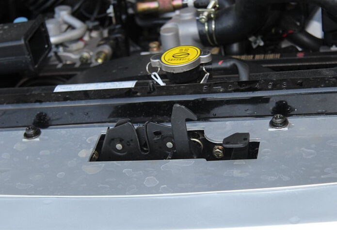 2014款 2.8T两驱柴油VP泵实用型标双