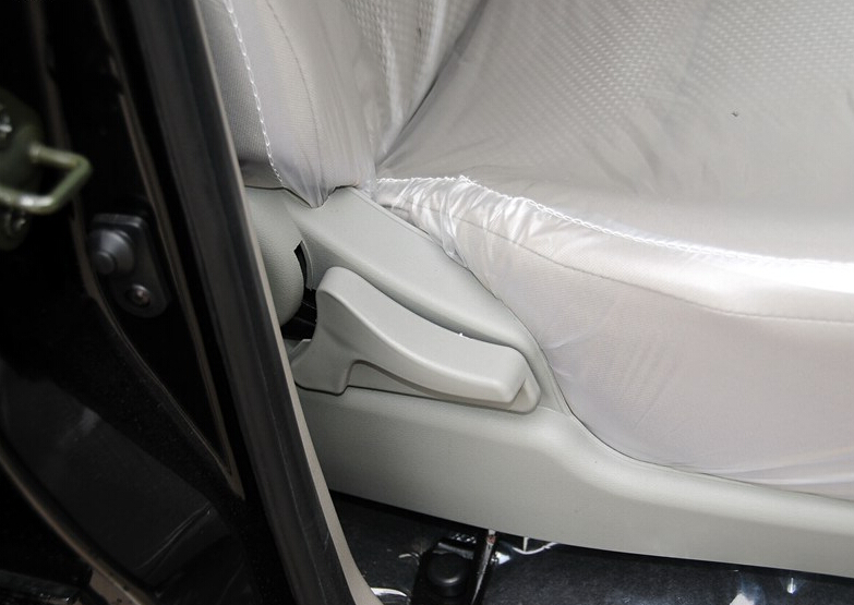 2014款 2.8T两驱柴油VP泵实用型标双