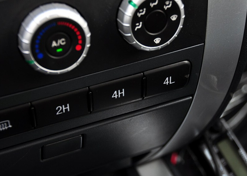 2014款 2.8T舒适版4JB1