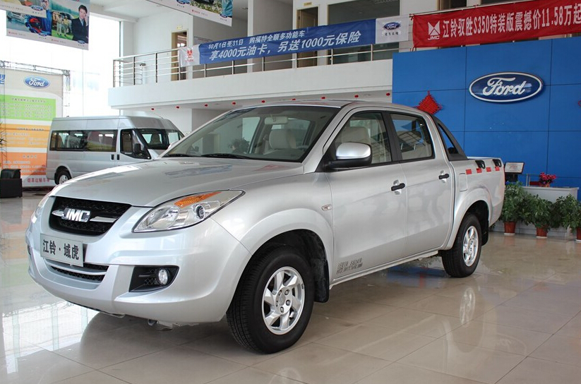 2012款 2.4L两驱汽油手动(GL)