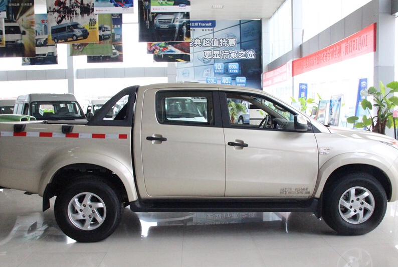 2012款 2.4L两驱汽油手动(GL)