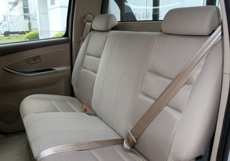 2012款 2.4L两驱汽油手动(GL)